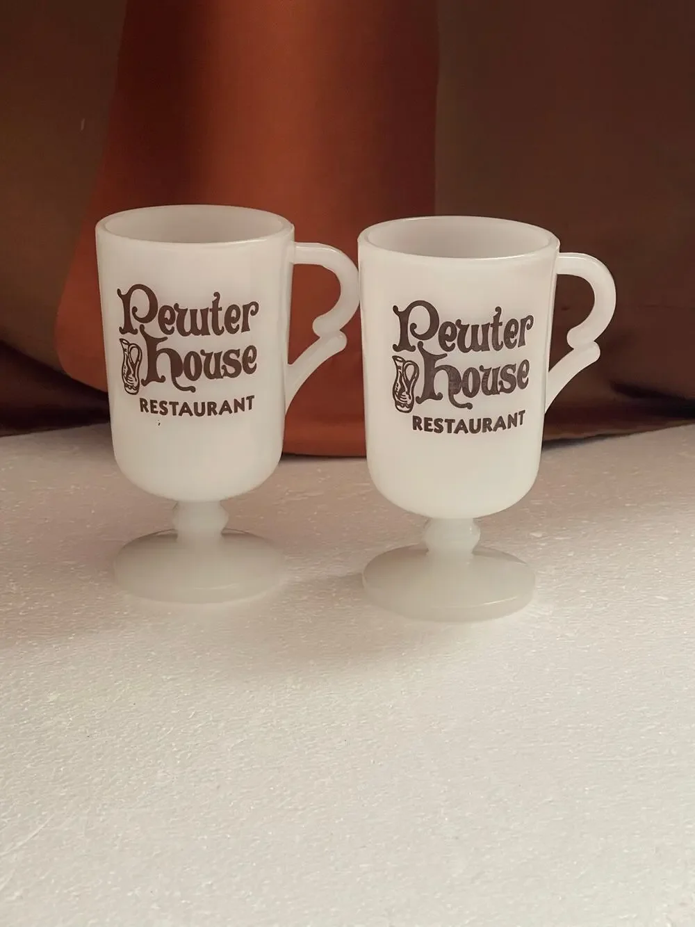 Set of 2, Vtg Old Towne Restaurant Lounge Glass Mug Milk Glass